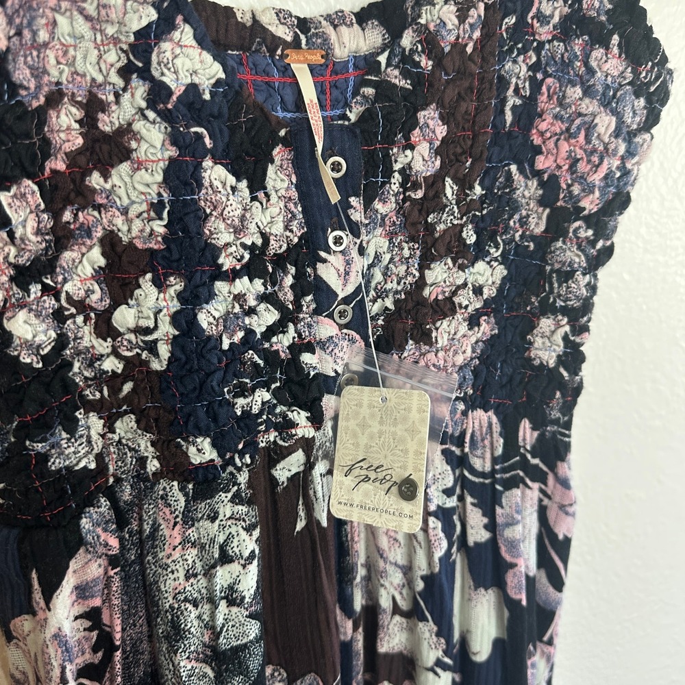 NWT Free People Melrose Wide Leg Jumpsuit Size XS Floral Print Smocked Waist - Picture 7 of 8